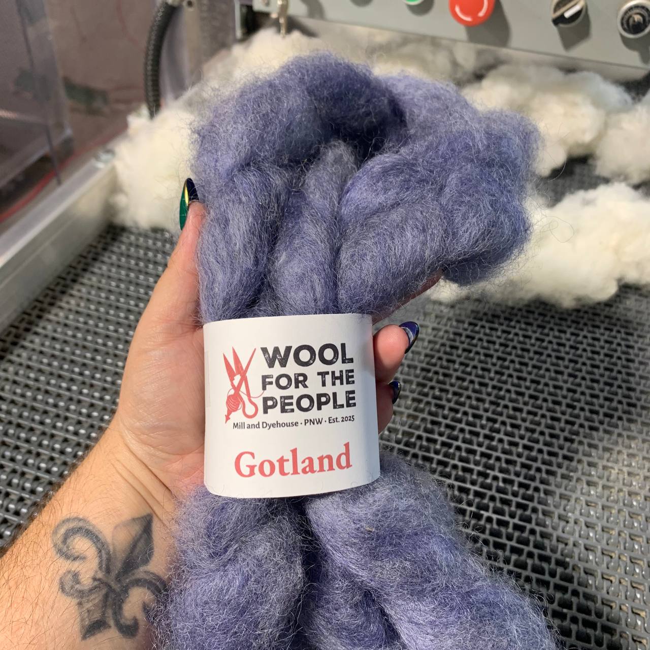 Mill Drawn Roving: Gotland Heather