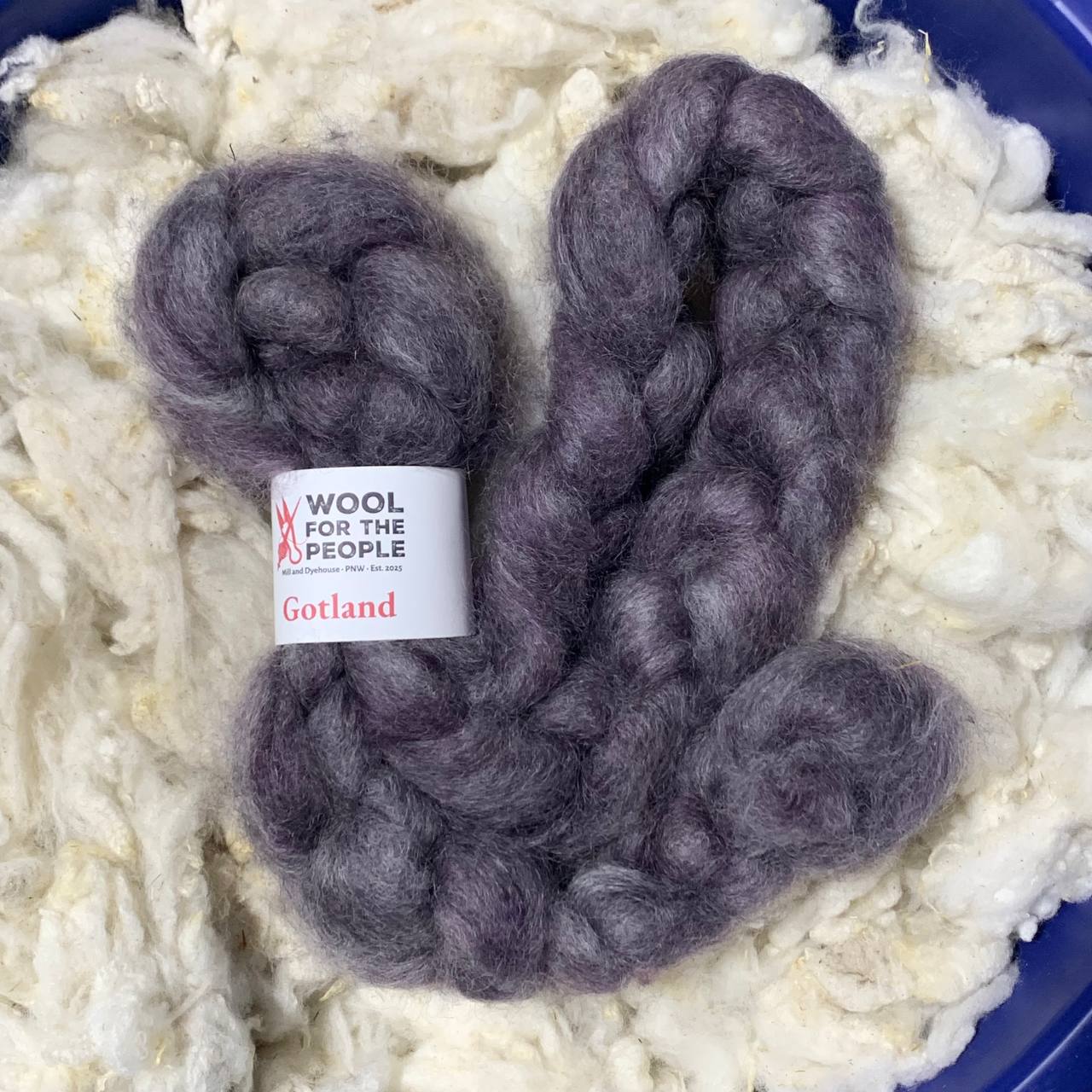 Mill Drawn Roving: Gotland Heather